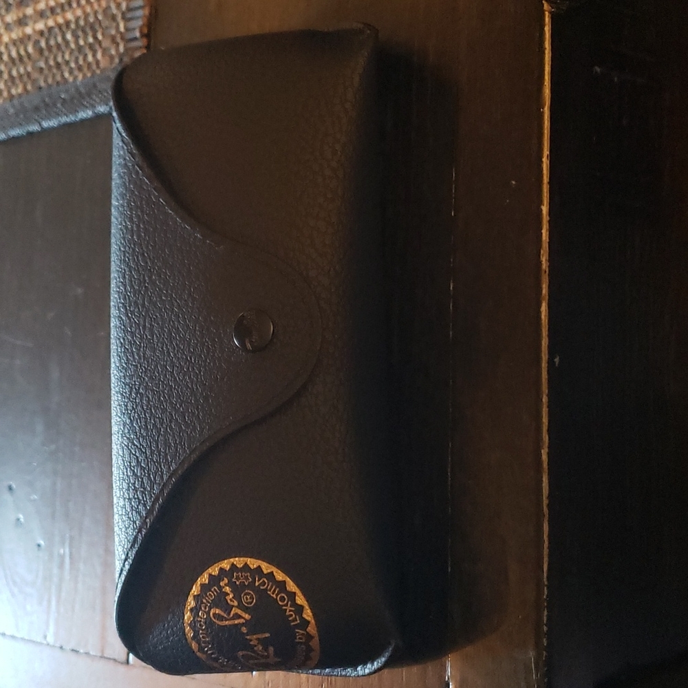New RayBan glasses/sunglass case
